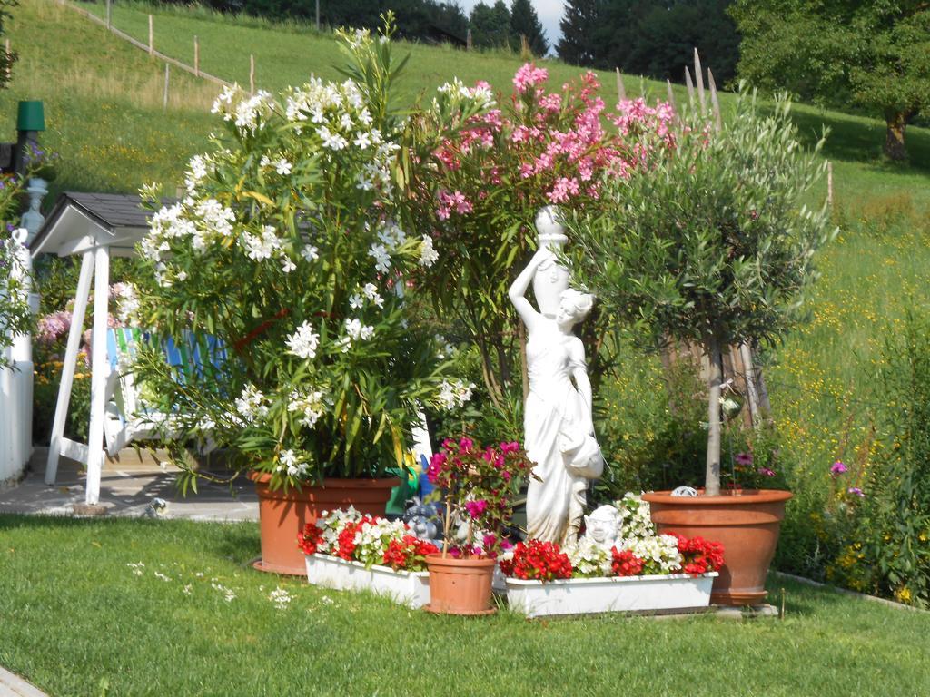 Semriach Privatzimmer Haus Gschweitl מראה חיצוני תמונה
