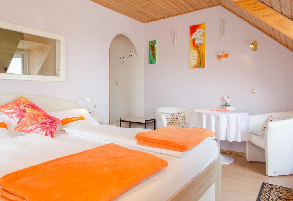Semriach Privatzimmer Haus Gschweitl מראה חיצוני תמונה